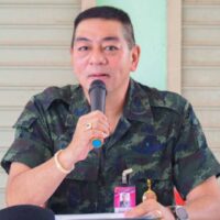 Die thailändischen Sicherheitsbehörden haben einen Plan für die schrittweise Reduzierung der Militärpräsenz und die Aufhebung des Ausnahmezustands im äußersten Süden in vier Jahren entworfen. Der Kommandeur der Armee der Vierten Region, Generalleutnant Santi Sakuntanak, sagte am Samstag, dass in der Region bereits ein schrittweiser Truppenabzug im Gange sei.