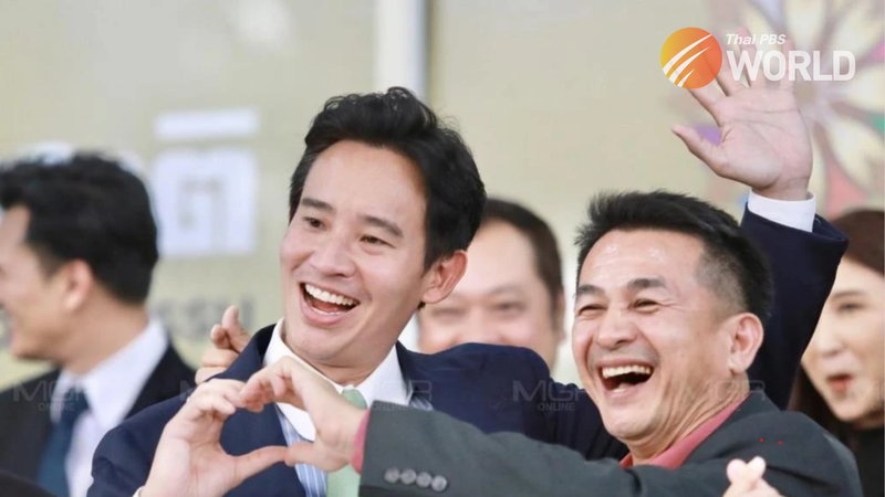 Der Vorsitzende der Pheu Thai Partei, Chonlanan Srikaew, wird bei der gemeinsamen Sitzung des Repräsentantenhauses und des Senats zur Wahl des Premierministers am Donnerstag den Vorsitzenden der Move Forward Partei, Pita Limjaroenrat, als Kandidat für das Amt des Premierministers nominieren. Der Vorsitzende der Pheu Thai Partei, Chonlanan Srikaew, wird bei der gemeinsamen Sitzung des Repräsentantenhauses und des Senats zur Wahl des Premierministers am Donnerstag den Vorsitzenden der Move Forward Partei, Pita Limjaroenrat, als Kandidat für das Amt des Premierministers nominieren.
