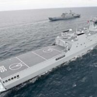 Der Premierminister ist bestrebt, die Streitkräfte zu modernisieren und den Einfluss der Generäle zu schwächen. Alle Augen sind darauf gerichtet, ob es dem neuen Verteidigungsminister Sutin Klungsang gelingt, produktiv mit dem Militär zusammenzuarbeiten, um die Stabilität der von der Pheu Thai geführten Koalitionsregierung zu gewährleisten.