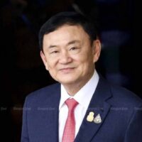 Der frühere Premierminister Thaksin Shinawatra habe das gleiche Recht wie alle anderen Insassen auf eine weitere Reduzierung seiner Haftstrafe, sagte der ehemalige stellvertretende Premierminister Wissanu Krea-ngam. Thaksin wird auf der Spezialstation des Police General Hospital behandelt, während er seine Gefängnisstrafe verbüßt, nachdem er aus 15 Jahren selbst auferlegtem Exil freiwillig nach Thailand zurückgekehrt ist.