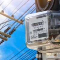 Der neue Stromtarif von 3,99 Baht pro Kilowattstunde (Einheit), der die Stromrechnungen für die letzten vier Monate dieses Jahres senkt, ist nach Genehmigung durch die Energieregulierungskommission (ERC), die mit der Umsetzung der Energiepreispolitik der Regierung beauftragt wurde, in Kraft getreten.