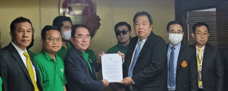 Das umstrittene digitale Geldbörsensystem der Regierung stößt auf zunehmenden Widerstand. Gegner fordern ein Eingreifen des Zentralverwaltungsgerichts, der Wahlkommission, des Rechnungshofs und des Ombudsmanns, um das System auf Eis zu legen.