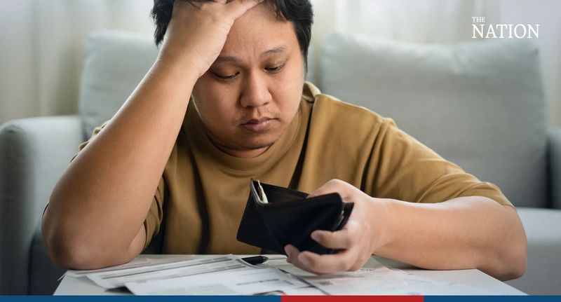 Die durchschnittlichen monatlichen Ausgaben der thailändischen Haushalte beliefen sich im September auf 18.163 Baht und waren damit trotz rückläufiger Inflation etwas niedriger als im Vormonat.<br /> Öffentliche Verkehrsmittel, Fahrzeugkauf, Kraftstoff und Mobiltelefone verursachten höhere Ausgaben, während die Haushaltsausgaben in den letzten acht Monaten um 1,82 % stiegen. Die durchschnittlichen monatlichen Ausgaben der thailändischen Haushalte beliefen sich im September auf 18.163 Baht und waren damit trotz rückläufiger Inflation etwas niedriger als im Vormonat. Öffentliche Verkehrsmittel, Fahrzeugkauf, Kraftstoff und Mobiltelefone verursachten höhere Ausgaben, während die Haushaltsausgaben in den letzten acht Monaten um 1,82 % stiegen.