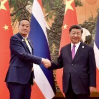 Laut einem Beamten hat Premierminister Srettha Thavisin den chinesischen Präsidenten Xi Jinping zu einem Besuch in Thailand eingeladen und seine Reise nach China als Erfolg gefeiert. Regierungssprecher Chai Wacharonke gab am Donnerstag eine Zusammenfassung der bilateralen Gespräche zwischen Herrn Srettha und Herrn Xi bekannt.