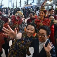 Die thailändische Tourismusbehörde (TAT) ist optimistisch, dass ihr Ziel von 4 Millionen chinesischen Ankünften bis zum Jahresende erreicht wird, trotz der jüngsten Schießereien im Einkaufszentrum Siam Paragon in Bangkok und des Israel-Hamas-Krieges.