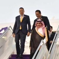 Der Sprecher der thailändischen Regierung, Chai Wacharonke, erklärte die Absicht des Landes, ein Freihandelsabkommen mit den Mitgliedsstaaten des Golf-Kooperationsrats (GCC) abzuschließen , um die Handels- und Investitionsbeziehungen zu verbessern. Premierminister Srettha Thavisin beendete kürzlich seinen Besuch in Saudi-Arabien, wo er im Ritz-Carlton am ASEAN-GCC-Gipfel in Riad teilnahm.