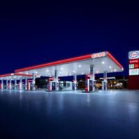 Bangchak plant, den Namen der Esso eigenen Tankstellen in Bangchak zu ändern. Bangchak Corp schloss den Kauf von Anteilen an Esso Thailand im Oktober über ein Übernahmeangebot im Wert von 3,54 Milliarden Baht ab, was zu einer Beteiligung von 76,3 % an Esso Thailand führte.