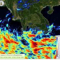 Das Southern Meteorological Center in Songkhla hat seine zehnte Warnung herausgegeben und acht Provinzen auf die potenziellen Gefahren von starken Regenfällen, Sturzfluten, Erdrutschen und Waldabflüssen aufmerksam gemacht.