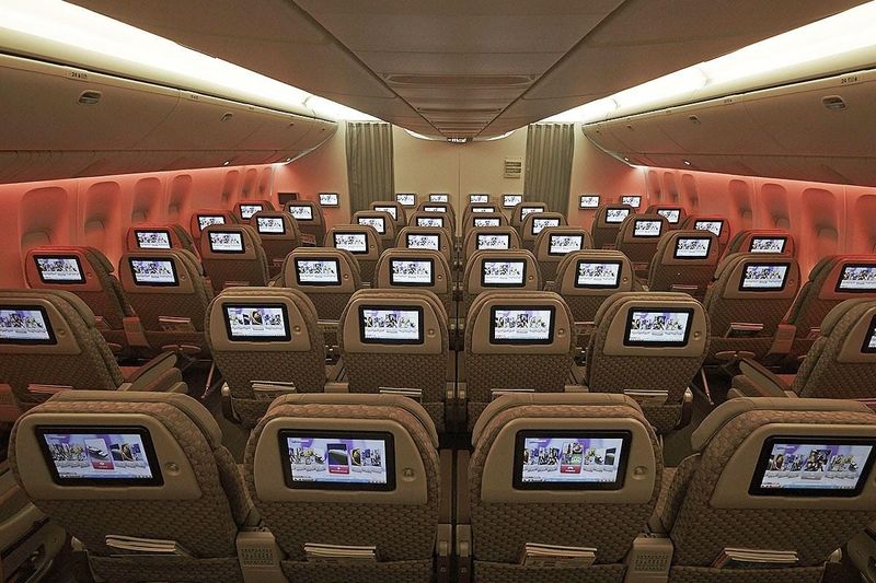 Sie müssen Ihre Arbeit erledigen, möchten mit Ihren Lieben in Kontakt bleiben oder können einfach nicht ohne Ihre sozialen Medien leben? Machen Sie sich keine Sorgen, mit der Premium Economy Class von EVA Air bleiben Sie auch in 30.000 Fuß Höhe über dem Boden in Verbindung