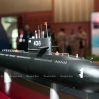 Das Verteidigungsministerium rechnet damit, innerhalb der nächsten zwei Wochen eine Lösung für seine U-Boot Beschaffungsschwierigkeit zu finden und wird wahrscheinlich den chinesischen Motor akzeptieren, sagte eine Marinequelle.