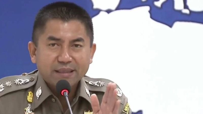 Die Royal Thai Police (RTP) ist derzeit in einen internen Konflikt verwickelt, der großes öffentliches Interesse hervorgerufen hat. Ein Komitee unter der Leitung des ehemaligen stellvertretenden Polizeichefs, Polizeigeneral Winai Thongsong, wurde mit der Untersuchung der Angelegenheit beauftragt und erhielt eine Frist von 60 Tagen, um die Wahrheit ans Licht zu bringen.