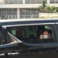 Der ehemalige Premierminister Thaksin Shinawatra kam am Donnerstagmorgen mit seinem Privatjet in seiner Heimatprovinz Chiang Mai an – seine erste Reise nach seiner Freilassung auf Bewährung im letzten Monat.