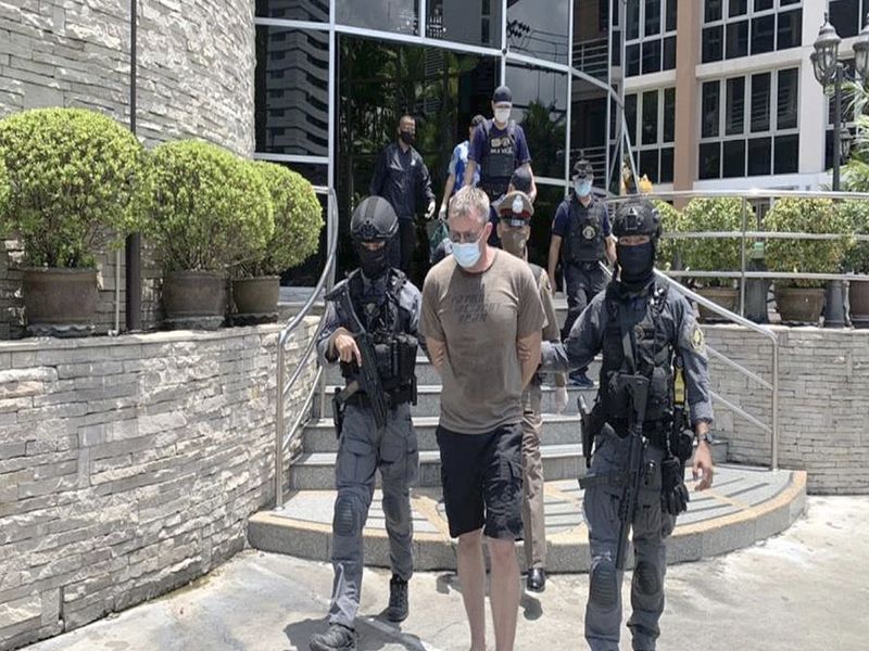 Während Thailands Tourismusbranche wieder auf Hochtouren läuft und viele neue Nationalitäten in das Land des Lächelns lockt, ist ein deutlicher Anstieg der gemeldeten Fälle von Gesetzesverstößen durch Ausländer zu verzeichnen. Statistisch gesehen war der Anstieg nicht signifikant, aber die Berichterstattung und die Aufregung in den sozialen Medien über die jüngsten Vorfälle spornen die Polizei und die thailändischen Einwanderungsbeamten zu einer reaktiven Haltung an.