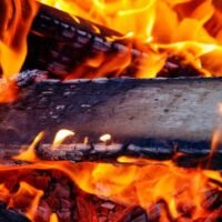 Am 24. April 2024 leitete das thailändische Büro der Drogenkontrollbehörde (ONCB) eine Operation zur Vernichtung einer gigantischen 22-Tonnen Transporte illegaler Drogen, die aus 68 verschiedenen Fällen beschlagnahmt wurden, sagte Pol. Generalleutnant Panurat Lakboon, Generalsekretär der ONCB.