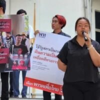 Eine Gruppe von Aktivisten reichte eine Petition bei der Regierung ein, um allen politisch angeklagten Personen wieder Zugang zu einer Freilassung auf Kaution zu gewähren, nachdem einer von ihnen während eines langen Hungerstreiks gestorben war.