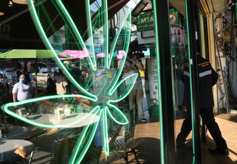 Eine von Cannabis-Interessengruppen gesetzte Frist für die Regierung, innerhalb derer sie ihren Plan zur Neueinstufung von Cannabis als Betäubungsmittel begründen muss, rückt immer näher.