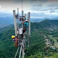 Thailands führender Anbieter digitaler Netzwerke, Advanced Info Service (AIS), arbeitet mit Gulf Energy Development, einem führenden regionalen Unternehmen für nachhaltige Energie und Infrastruktur, zusammen, um in abgelegenen Gebieten des Landes eine solarbetriebene Telekommunikationsinfrastruktur aufzubauen, teilten die beiden Unternehmen am Freitag mit.