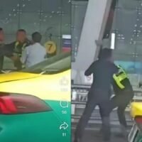 Der internationale Flughafen Suvarnabhumi suspendierte zwei Sicherheitsbeamte nach einer Schlägerei vor dem Terminal mit der Begründung, sie hätten sich in Uniform inakzeptabel verhalten. Der Vorfall, der sich gestern, am 4. Juni, gegen 14 Uhr ereignete, war das Ergebnis persönlicher Streitigkeiten zwischen den beiden Mitarbeitern.