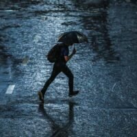 Laut Somkuan Tonjan, Direktor der Abteilung für zentrale Wettervorhersage der Wetterdienstbehörde, wird Thailand von August bis Oktober mit „extremen“ Niederschlägen rechnen müssen, da nach dem Ende des El Niño-Phänomens im Mai La Niña einsetzen wird.