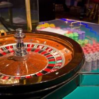 Thailand bereitet die Einführung eines Gesetzes zur Legalisierung von Casinos vor. Ziel ist die Schaffung großer Unterhaltungszonen, um mehr Touristen anzuziehen und zusätzliche Staatseinnahmen zu generieren.