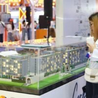 Der Housing Purchase Confidence Index (HPCI) im Großraum Bangkok für das erste Quartal 2024 ist gegenüber dem vierten Quartal des Vorjahres gesunken, was wahrscheinlich auf die schrittweise Erhöhung der Leitzinsen im Laufe des Jahres 2023 zurückzuführen ist.