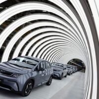 Das Department of Business Development hat die zehn Unternehmenstypen mit dem höchsten Einkommen im Jahr 2023 ermittelt. Die Liste wurde durch Analyse der Finanzberichte von Unternehmen erstellt, die in den Bereichen Batterieherstellung und Ausrüstung für Elektrofahrzeuge (EV), Tourismus, Elektrogeräte, Haustiere und Tierpflege, Veranstaltungsorganisation, E-Commerce, Kosmetik, Gesundheit, Spielzeug und Spiritualität tätig sind