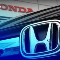 Der japanische Autohersteller Honda hat eine Umstrukturierung seiner Produktionsanlagen in Thailand vorgenommen und die Autoproduktion in seinem Werk in Ayutthaya eingestellt und in eine Fabrik in der Provinz Prachinburi verlagert. Das Werk in Ayutthaya soll stattdessen zur Herstellung von Autoteilen umgebaut werden, teilte der Autogigant mit. Als Stellenabbau wird der Schritt allerdings nicht angesehen.