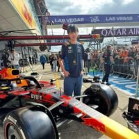 Ein thailändischer Student hat internationale Anerkennung erlangt, indem er einen Designwettbewerb für den Formel-1-Wagen von Red Bull Racing gewann, der beim Großen Preis von Großbritannien eingesetzt werden soll.