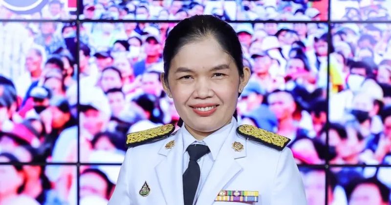 Thai Sang Thai hat die weibliche Abgeordnete Supaporn Salabsri aus ihrem Amt geworfen, weil sie Paetongtarn Shinawatra gegen einen parteiischen Beschluss zum Premierminister gewählt hatte.Die Abgeordnete Supaporn Salabsri von THAI SANG THAI wurde am 21. August aufgrund schwerer Disziplinarverstöße nach der Wahl des Premierministers am vergangenen Freitag aus der Oppositionspartei ausgeschlossen.