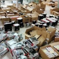 Das Handelsministerium hat sich mit zehn Regierungsbehörden zusammengeschlossen, um Maßnahmen zur Reduzierung der Menge an billigen, minderwertigen Importwaren zu ergreifen. Dabei weist es darauf hin, dass diese Waren sowohl für die Verbraucher, die bei Online- als auch Offline-Händlern einkaufen, ein Sicherheitsrisiko darstellen.