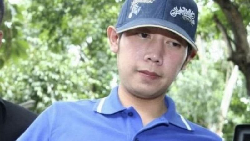 Der ehemalige nationale Polizeichef, General Somyot Poompanmuang, soll zusammen mit sieben weiteren hochrangigen Verdächtigen an diesem Donnerstag wegen ihrer mutmaßlichen Rolle bei der Misshandlung des berüchtigten Fahrerflucht-Falls, in den der Red Bull Erbe Vorayuth Yoovidhya „Boss“ verwickelt war, zur Rechenschaft gezogen werden. Der Fall geht auf das Jahr 2012 zurück.