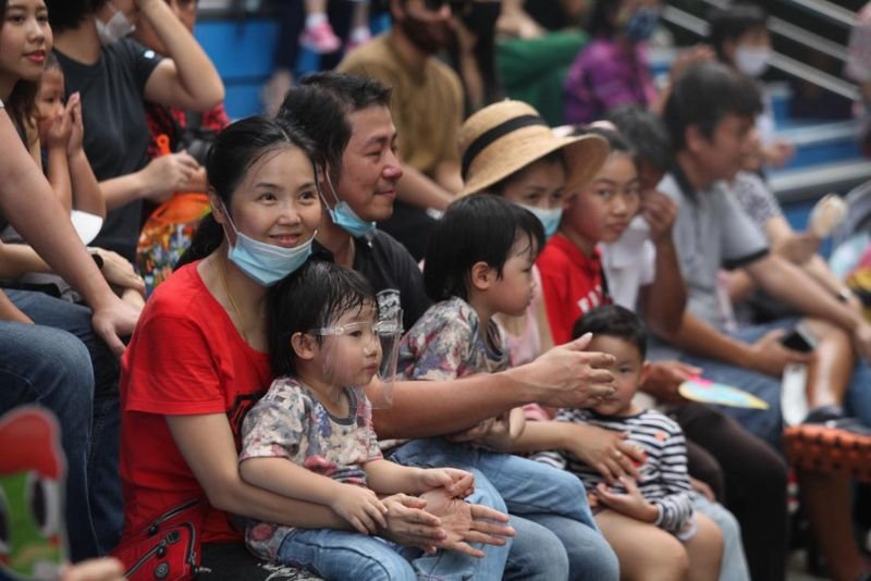 Nach Angaben der thailändischen Tourismusbehörde (TAT) werden die Einnahmen aus dem Tourismus durch 2,6 Millionen Inlandsreisen während der Muttertagsfeiertage in diesem Jahr schätzungsweise 9,39 Milliarden Baht erreichen und damit einen Rückgang gegenüber den letzten beiden langen Feiertagen im Juli darstellen.