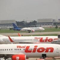 Als Reaktion auf die steigende Nachfrage aus dem Tourismus erweitert Thai Lion Air seine Flotte und nimmt neue Strecken in Betrieb. Ziel ist es, sechs bis sieben Millionen Passagiere zu befördern und erstmals nach der Pandemie einen Gewinn zu erzielen.