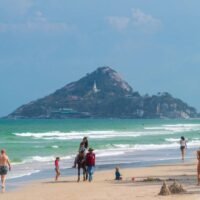 Nachdem Hotels durch die Pleite des deutschen Reiseunternehmens FTI Group Verluste in Höhe von über 111 Millionen Baht gemeldet hatten, werden die Betreiber in Abstimmung mit dem Tourismus- und Sportministerium nun die deutsche Botschaft in Thailand um Unterstützung bitten