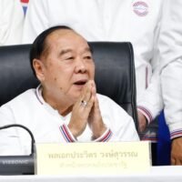 Nun ist klar, wer in den Augen der Pheu Thai-Partei entbehrlicher war: die Palang Pracharath-Partei (PPRP) oder die Partei der Vereinigten Thailändischen Nation (UTN). Obwohl die beiden Parteien als zwei Nebenflüsse desselben Flusses betrachtet wurden, waren ihre Ursprünge völlig unterschiedlich, was letztendlich erklärte, wie entbehrlich sie waren.