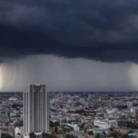 Das thailändische Meteorologische Amt (TMD) hat für heute, den 2. September, eine Wetterwarnung herausgegeben und sagt schwere Monsunregenfälle in 51 Provinzen voraus. In 80 Prozent von Bangkok werden schwere Regenfälle erwartet. Die Bürger werden aufgefordert, sich auf mögliche Sturzfluten vorzubereiten.