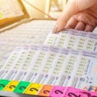 Die Gewinnzahlen der kommenden Ziehung am 16. Oktober haben die Aufmerksamkeit vieler erregt, insbesondere da historische Daten aus einem Jahrzehnt interessante Muster aufzeigen. Das staatliche Lotterieamt wird die Ergebnisse in seinem Gebäude zur Gewinnbekanntgabe in der Nonthaburi Road, Sanambinnam, Provinz Nonthaburi , bekannt geben.