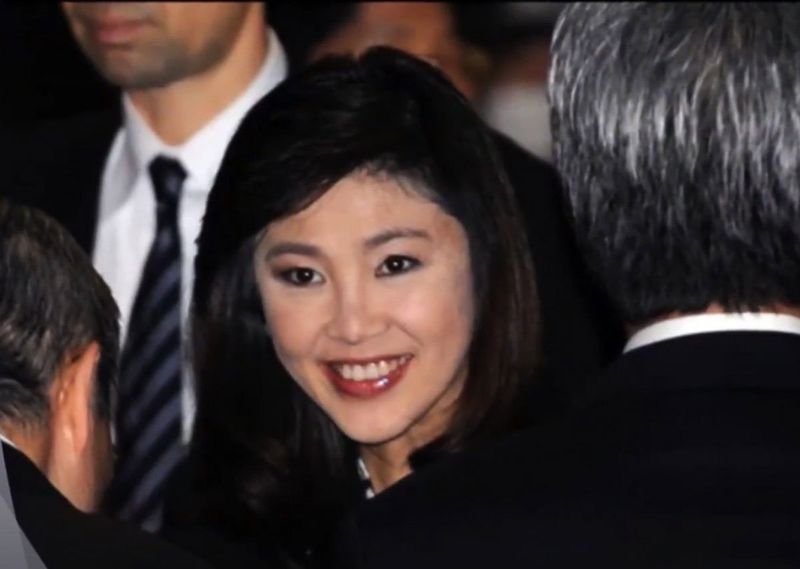Die im Exil lebende ehemalige thailändische Premierministerin Yingluck Shinawatra werde nach Thailand zurückkehren und sich dort einem Gerichtsverfahren stellen müssen , ohne dass ihr besondere Privilegien zugestanden würden, sagte Worachai Hema, ein ehemaliger Abgeordneter der Pheu Thai Partei aus Samut Prakan.