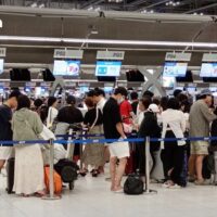 Die sechs von Airports of Thailand (AOT) betriebenen internationalen Flughäfen verzeichneten im Geschäftsjahr 2024 (Oktober 2023 bis September 2024) 119,29 Millionen Passagiere, ein Anstieg von 19,22 % gegenüber dem gleichen Zeitraum des Vorjahres, teilte der staatliche Flughafenbetreiber am Mittwoch mit.