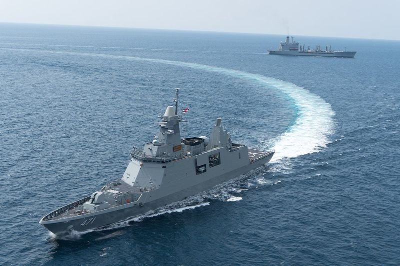 Ein südkoreanischer Schiffbauer hat trotz starker Konkurrenz durch europäische Konkurrenten ein auffälliges Interesse an einem anspruchsvollen Projekt zur Herstellung einiger Fregatten für die thailändische Marine gezeigt.