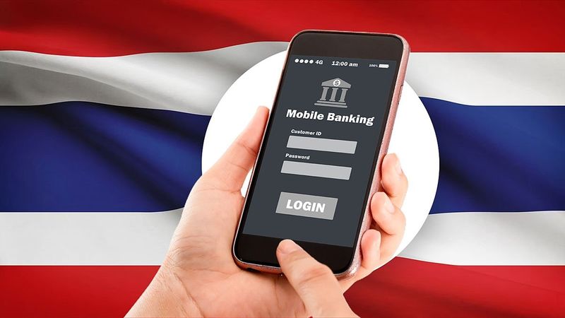 In einem strategischen Schritt zur Verbesserung der Sicherheit des mobilen Bankings führt die Bank of Thailand (BoT) Mechanismen ein, um gefährdete Benutzer wie Teenager und ältere Menschen zu schützen. Der Plan sieht für diese Gruppen eine tägliche Überweisungsobergrenze von 50.000 Baht vor, um sie vor Betrug und finanziellem Missbrauch zu schützen.