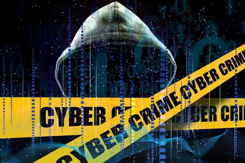 Das Kabinett hat gestern (28. Januar) einem Entwurf zur Änderung der Cybercrime Verordnung zugestimmt. Der Entwurf soll Beamten die uneingeschränkte Macht verleihen, Festnahmen vorzunehmen, Strafen aufzuheben und zu verschärfen. Bank-Apps und Mobilfunknetze können sich nicht länger ihrer Verantwortung entziehen, berichtete die Zeitung Naewna.