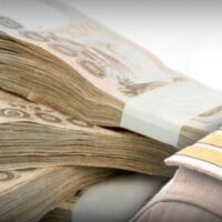Neu eingestellte Mitarbeiter in allen öffentlichen Einrichtungen erhalten ab dem 1. Mai 2025 im zweiten Jahr eine Gehaltserhöhung von 10 %. Hierzu gehört auch eine zusätzliche Übertragung der monatlichen Zulagen für Junior-Positionen, die ebenfalls zum gleichen Datum beginnt.