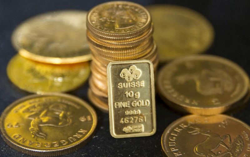 Der Goldpreis stieg auf über 3.385 US-Dollar pro Unze, die US-Währung fiel auf den niedrigsten Stand seit Anfang 2024. Trump erwägt, Fed-Vorsitzenden Jerome Powell zu entlassen und plädiert gleichzeitig für niedrigere Zinsen. Der Präsident der Fed Bank of Chicago, Austan Goolsbee, warnte vor Bestrebungen, die Unabhängigkeit der Währungsbehörde einzuschränken.