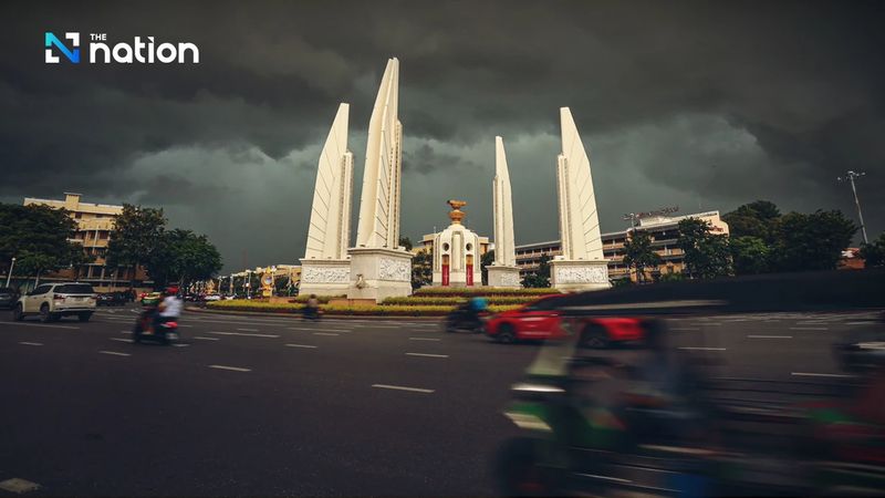 Südliche und südwestliche Winde herrschen in Nordthailand vor und bringen Gewitter und böige Winde in die Region, wo heißes bis sehr heißes Wetter wahrscheinlich ist, prognostizierte die thailändische Wetterbehörde gestern am Donnerstag.Die Bewohner dieser Gebiete wurden aufgefordert, sich vor Unwettern in Acht zu nehmen und aufgrund der schwankenden Wetterbedingungen auf ihre Gesundheit zu achten.