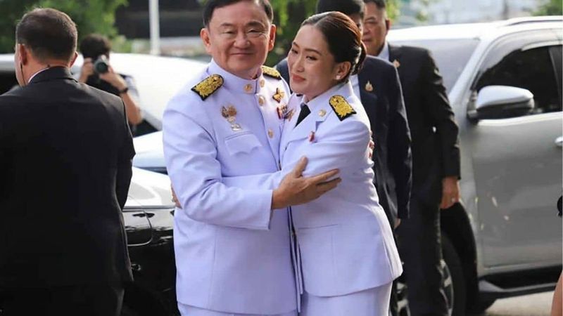 Premierministerin Paetongtarn Shinawatra hat ihren Vater, den ehemaligen Premierminister Thaksin Shinawatra, verteidigt. Dieser gerät zunehmend in die Kritik, weil er seine Haftstrafe in einer VIP-Krankenstation verbüßt.
