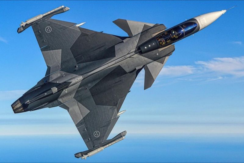 Die Königlich Thailändische Luftwaffe (RTAF) hat ihre Entscheidung bestätigt, im Rahmen eines Beschaffungsprojekts im Wert von 60 Milliarden Baht 12 Saab Gripen E- und F-Kampfflugzeuge aus Schweden zu kaufen. Die erste Lieferung wird für 2029 erwartet.