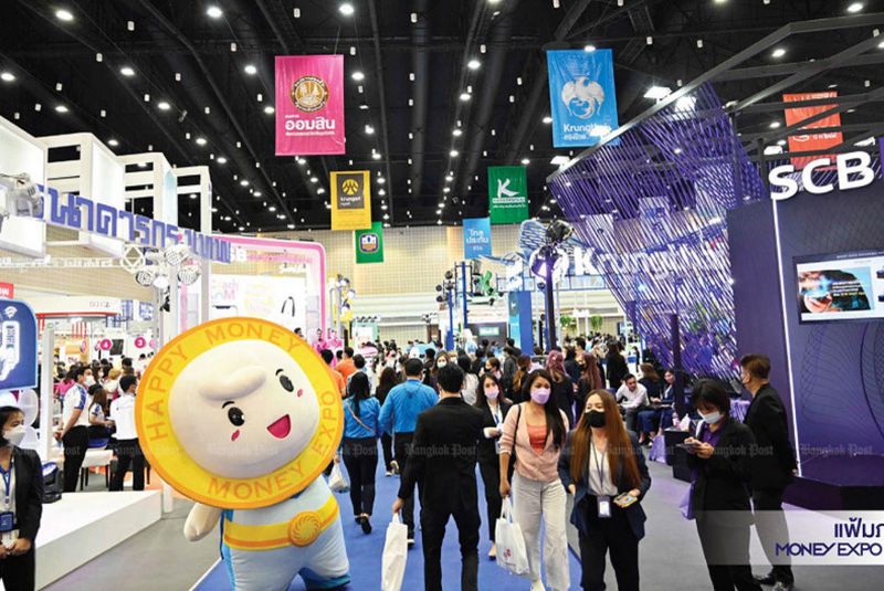 Analysten halten an ihrer Übergewichtung des thailändischen Bankensektors fest und verweisen auf attraktive Bewertungen und hohe Dividendenrenditen, nachdem die Bank von Thailand diese Woche beschlossen hat, ihren Leitzins unverändert bei 1,75 Prozent zu belassen.Die Entscheidung der Zentralbank, die Zinssätze unverändert zu lassen, entspreche den Markterwartungen und begünstige die Geschäftsbanken, sagte Daol Securities.