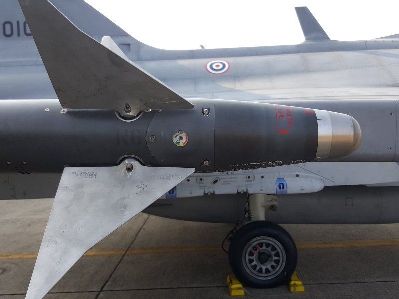 In einem riskanten Schritt, der durch Monsunregen verzögert wurde, führte die kambodschanische Marine am Freitag, den 13. Juni 2025, ihre erste Schießübung mit scharfer Munition durch. Die Übung war ursprünglich für den 11. bis 13. Juni geplant und ist ein entscheidender Teil der laufenden Marineausbildungsstrategie Kambodschas .