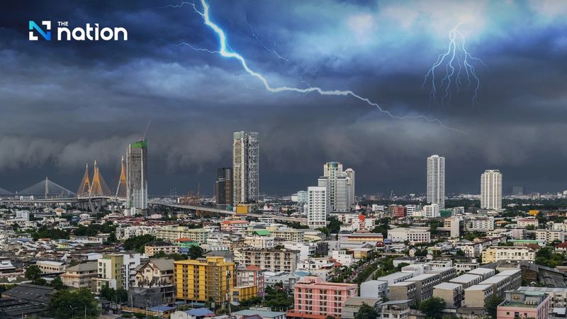 Die thailändische Wetterdienstbehörde berichtete am Samstag, dass sich der Südwestmonsun über der Andamanensee, Thailand und dem Golf verstärkt, während ein Tiefdruckgebiet über Nordvietnam zu feuchteren Bedingungen beiträgt.